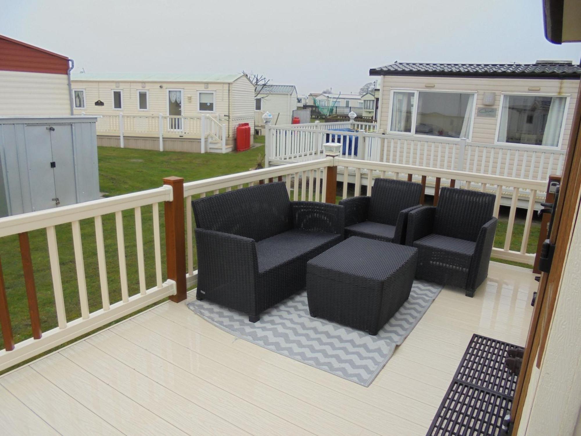 The Grange Ingoldmells: Elan 6 Berth, Central Heated, Wrap Around Decking Eksteriør bilde